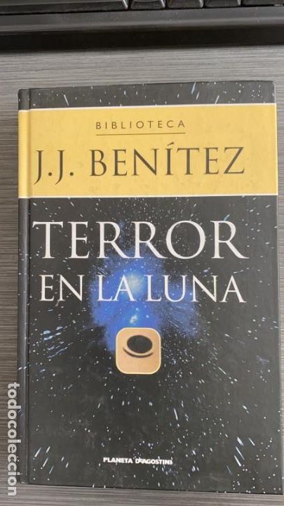 Libros de segunda mano: Terror en la luna. J.J Bena&iacute;tez. Ed. Planeta Agostini - Foto 1