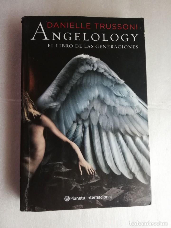 Libros de segunda mano: TRUSSONI, DANIELLE. - ANGELOLOGY. EL LIBRO DE LAS GENERACIONES. - Foto 1