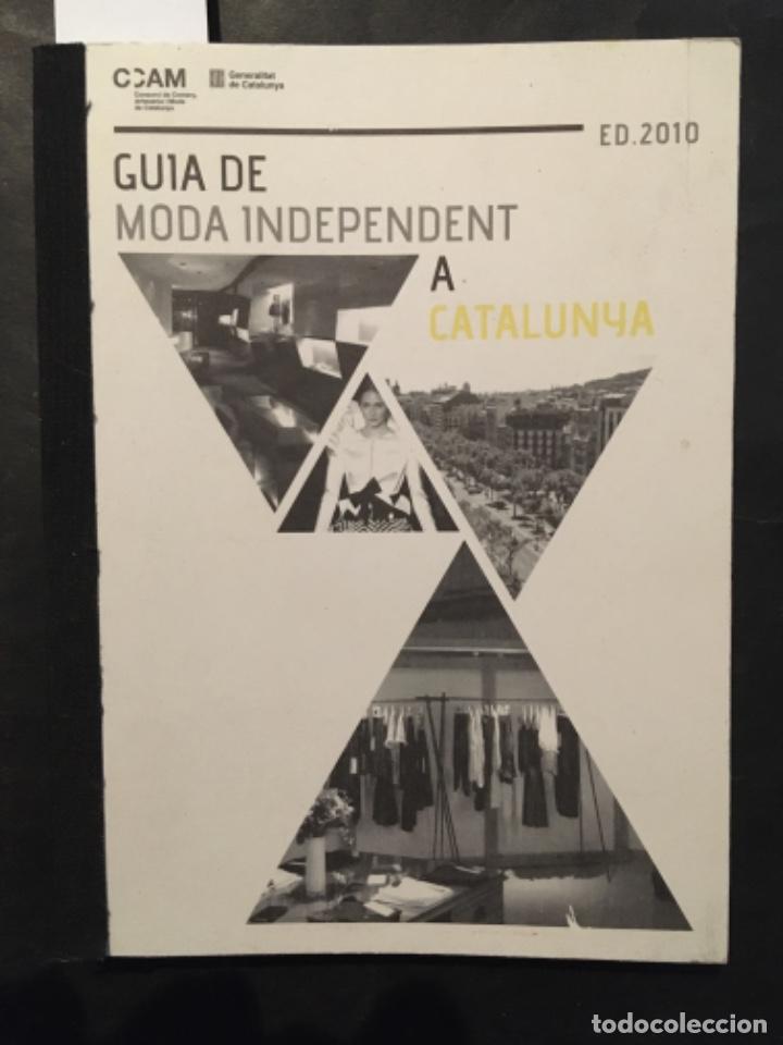 Libros de segunda mano: GUIA DE MODA INDEPENDENT A CATALUNYA - Foto 1