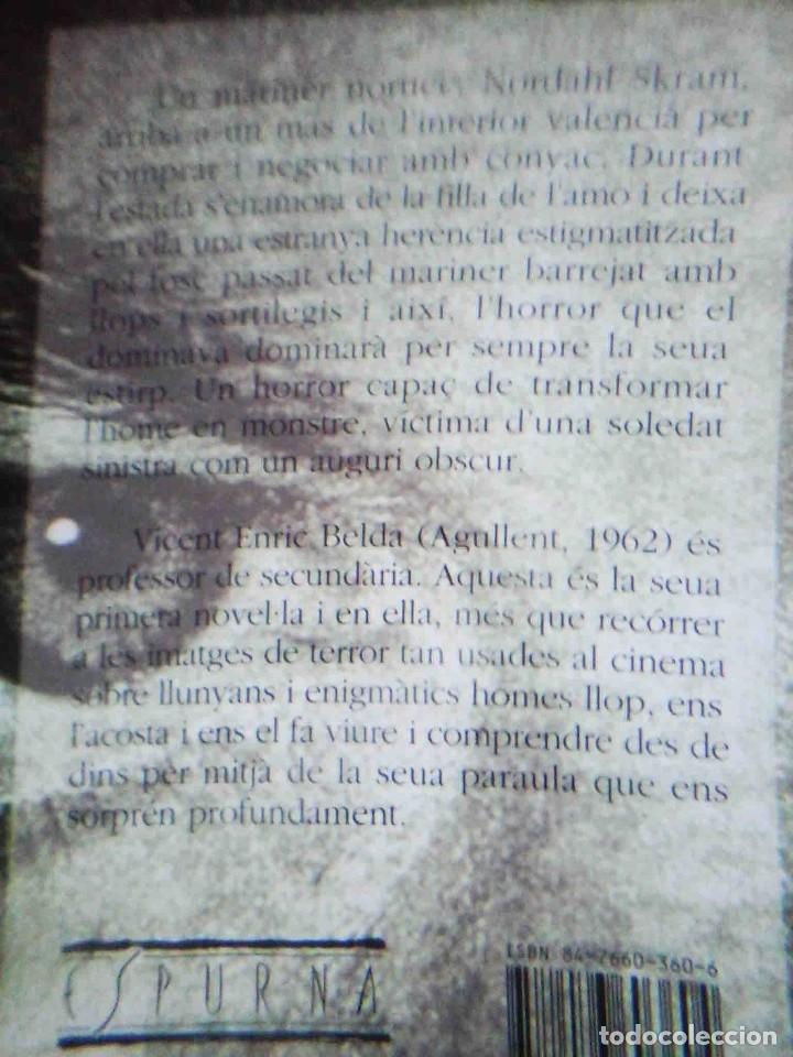 Libros de segunda mano: Lestirp de lhorror (Vicent Enric Belda) Ed. Bromera 1998 - Foto 3