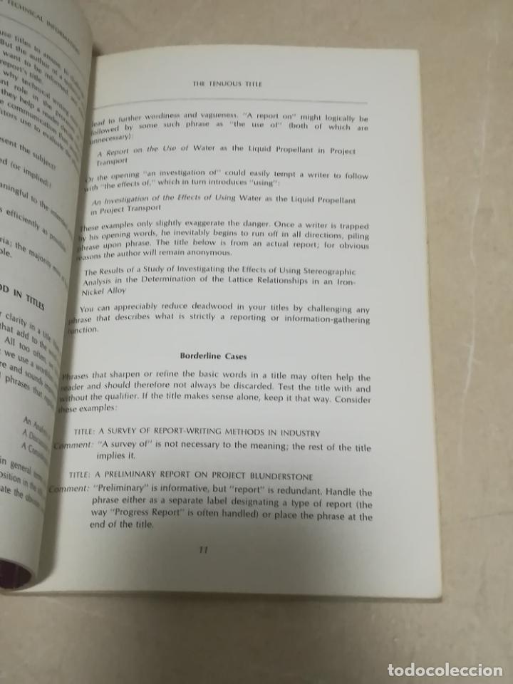 Libros de segunda mano: COMMUNICATING TECHNICAL INFORMATION. ROBERT R.RATHBONE. 1966. EN INGLES. RUSTICA. 104 PAGINAS - Foto 3