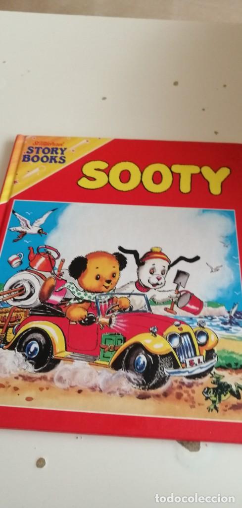 Libros de segunda mano: G-13 LIBRO STORY BOOKS SOOTY LIBRO EN INGLES - Foto 1