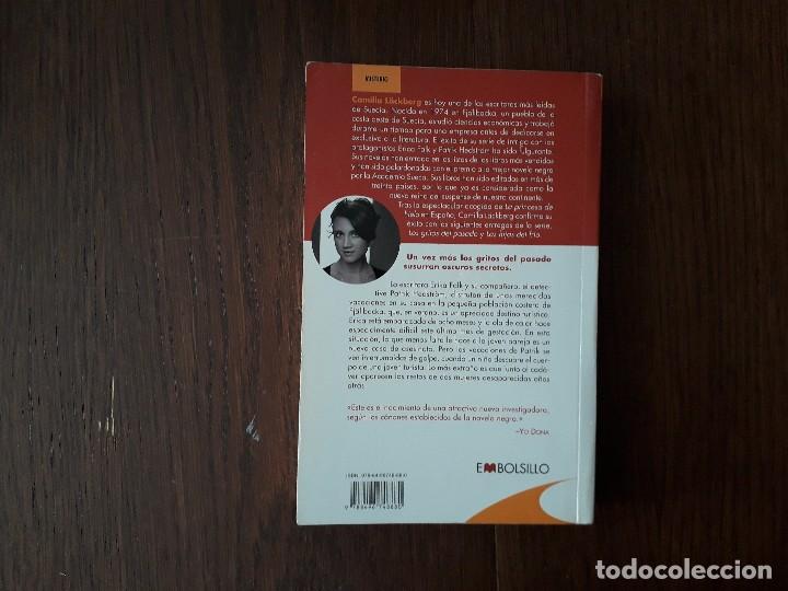 Libros de segunda mano: libro usado, los gritos del pasado, Camila L&auml;ckberg. E Bolsillo. - Foto 2