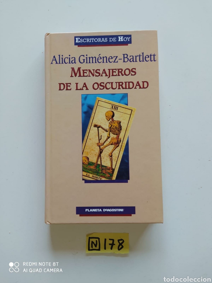 Libros de segunda mano: Mensajeros de la oscuridad - Foto 1