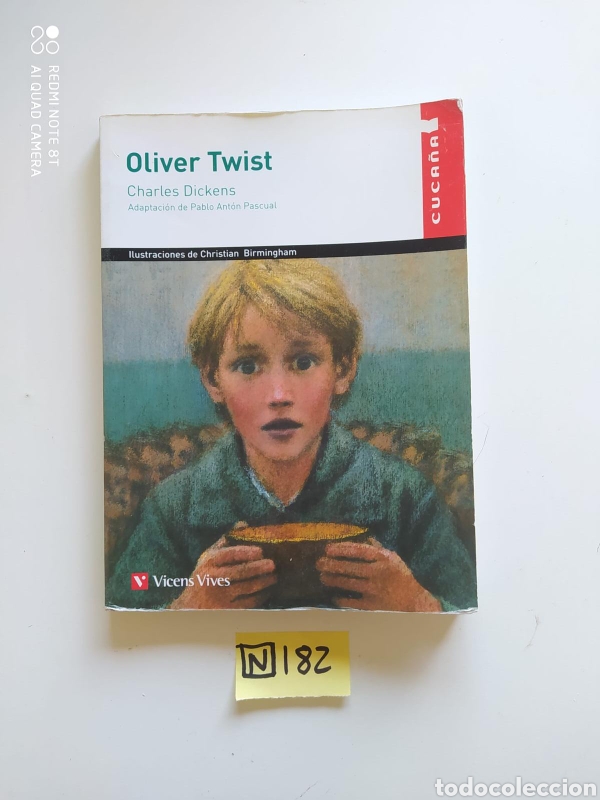 Libros de segunda mano: Oliver Twist - Foto 1