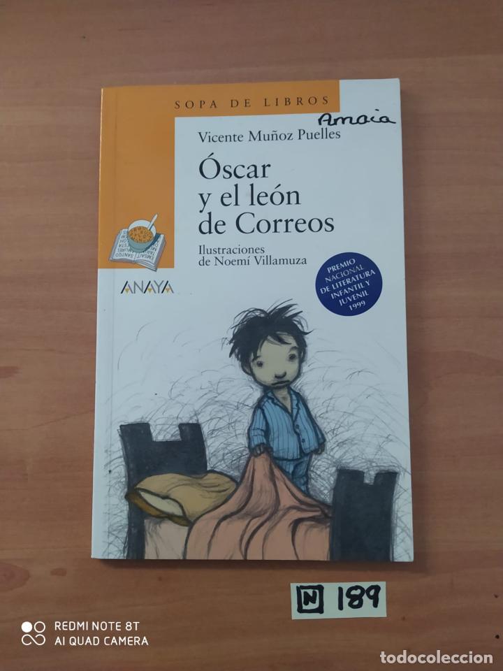 Libros de segunda mano: Oscar y el le&oacute;n de Correos - Foto 1