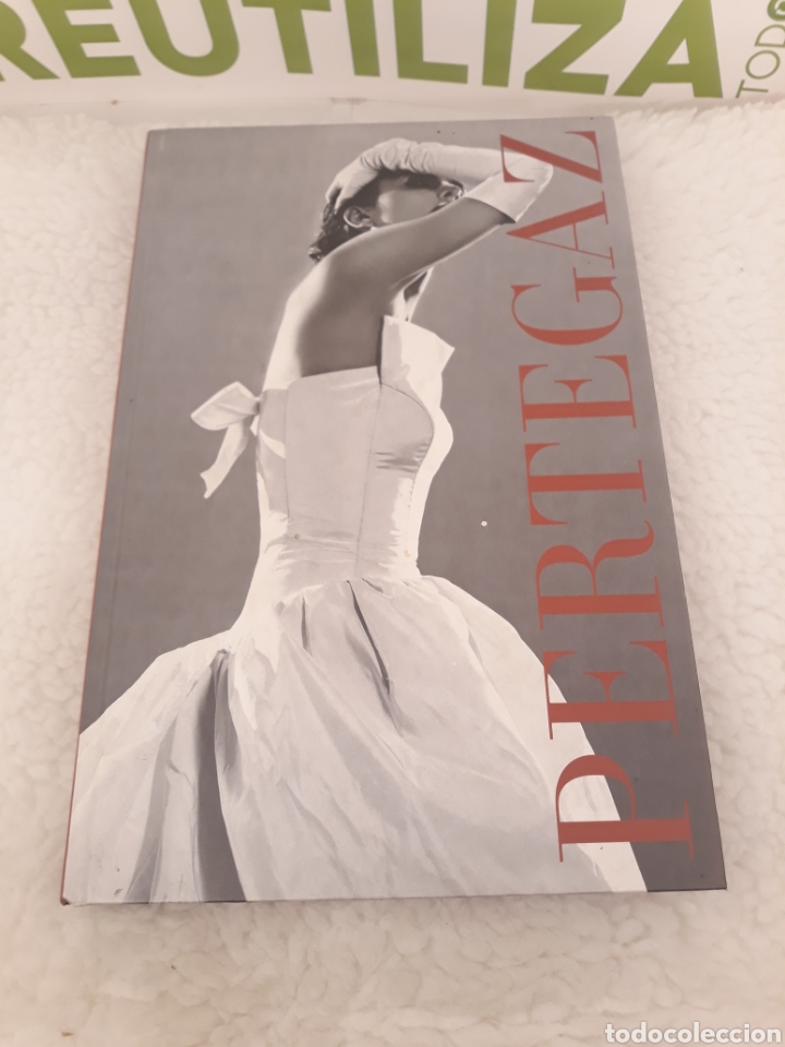 Libros de segunda mano: Pertegaz.Febrero-Mayo 2004.Ejemplar para la actriz Analia Gad&eacute;. - Foto 1