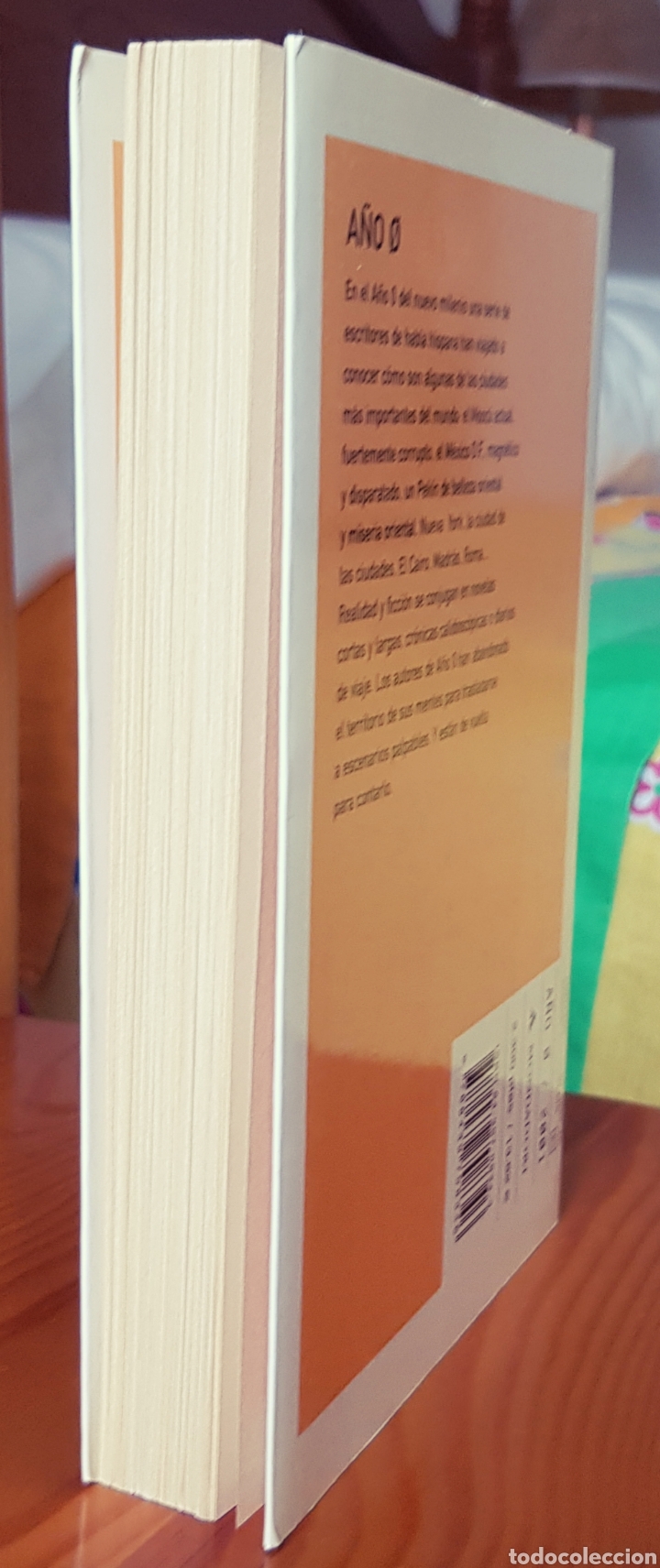 Libros de segunda mano: Octubre en Pek&iacute;n. Santiago Gamboa - Foto 4