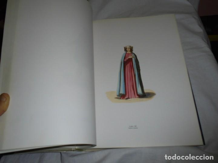 Libros de segunda mano: TRAJES Y COSTUMBRES DE LA EDAD MEDIA.BASADA EN DOCUMENTOS Y MANUSCRITOS DE LA EPOCA.ALDABA EDICIONES - Foto 15