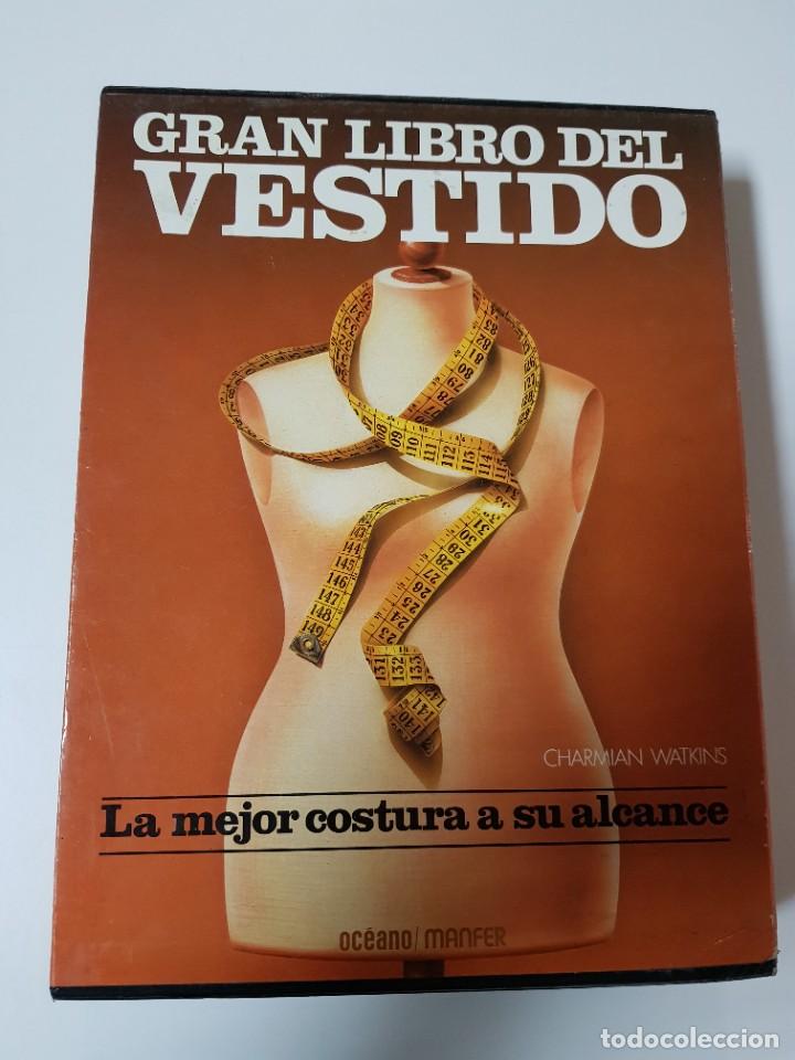 Libros de segunda mano: COLECCION GRAN LIBRO DEL VESTIDO. COMPLETA. PRIMERA EDICION. 1987 - Foto 2