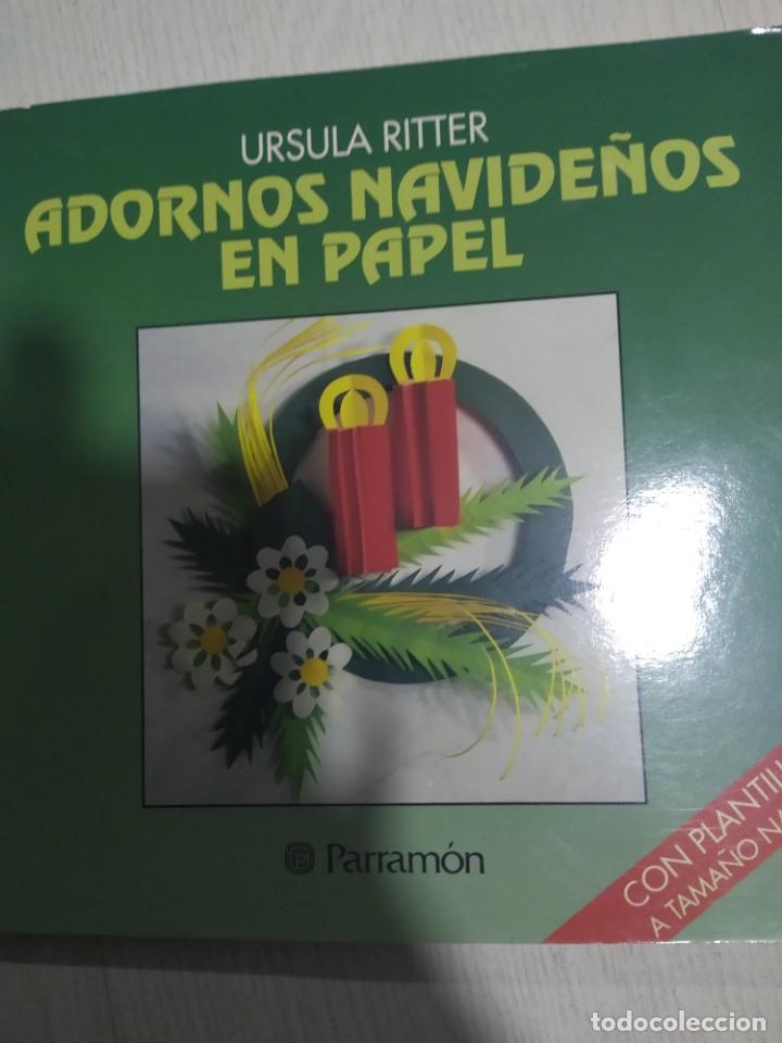 Libros de segunda mano: Adornos navide&ntilde;os en papel - Ursula Ritter - Foto 1