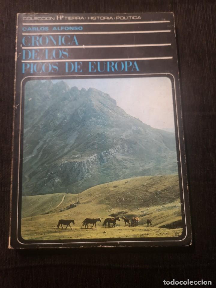 Libros de segunda mano: Cr&oacute;nica de los Picos de Europa - Foto 1