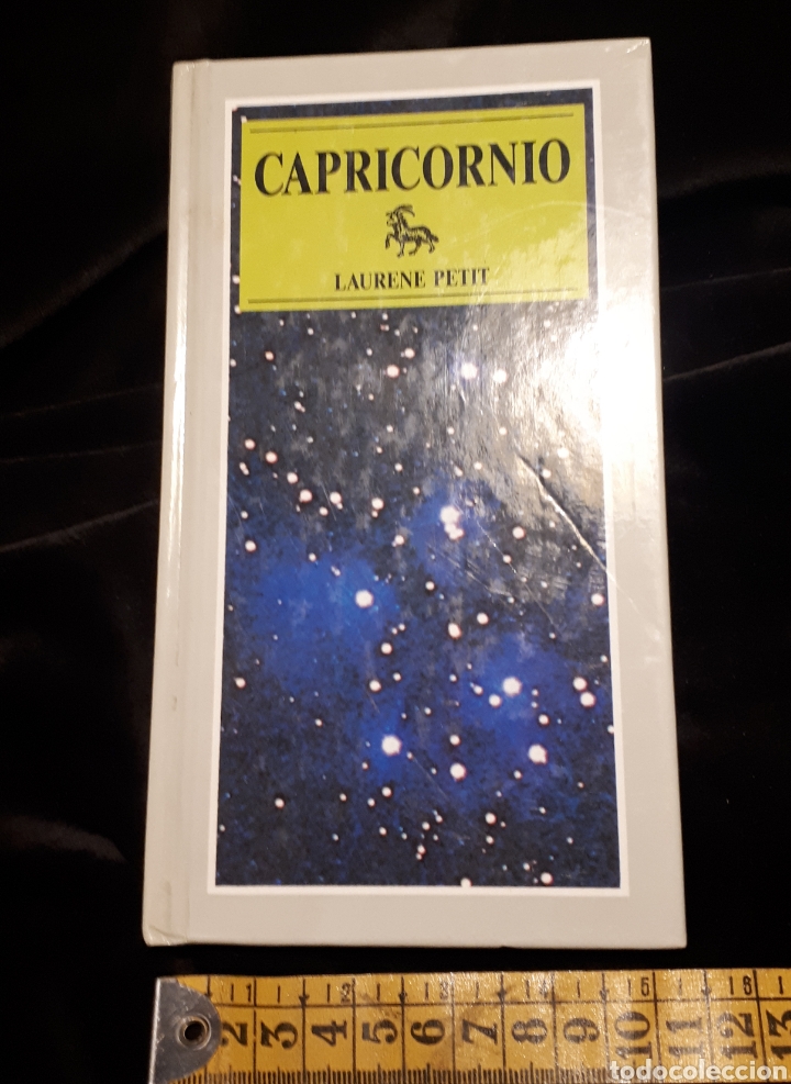 Libros de segunda mano: Capricornio. Laurene Petit. - Foto 1