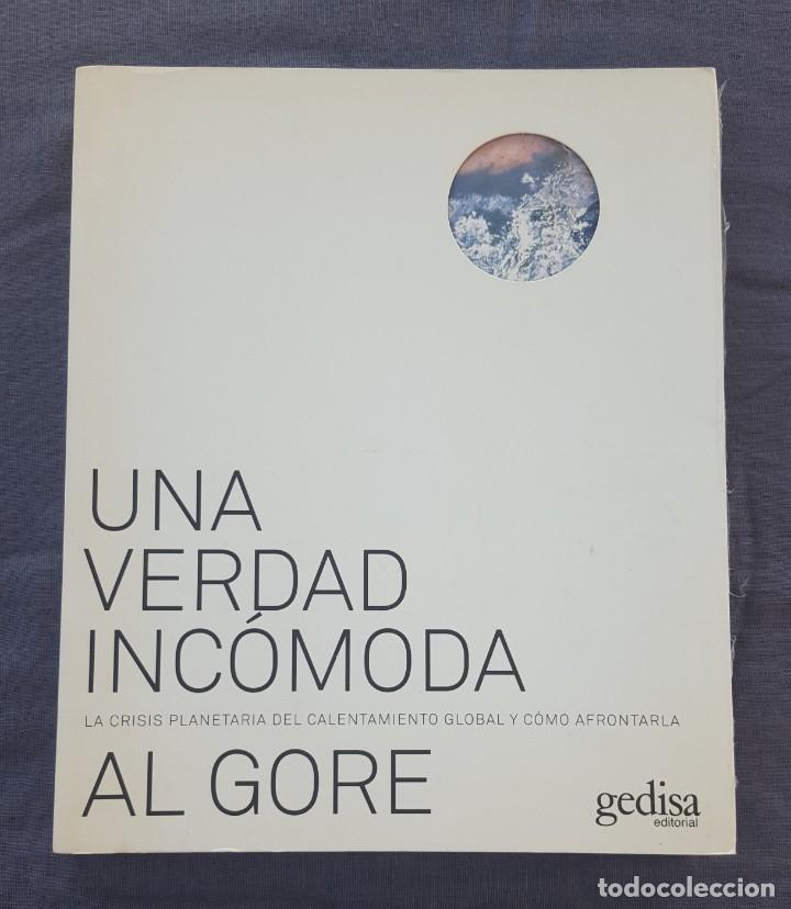 Libros de segunda mano: Una verdad inc&oacute;moda - Al Gore - Foto 1