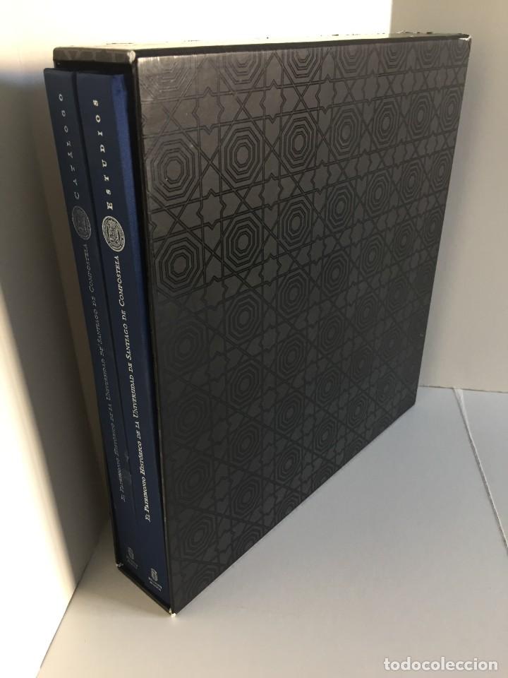 Livres d'occasion: EL PATRIMONIO HIST&Oacute;RICO DE LA UNIVERSIDAD DE SANTIAGO. 2 TOMOS: ESTUDIOS Y CAT&Aacute;LOGO. M&ordf; D. VILA JATO