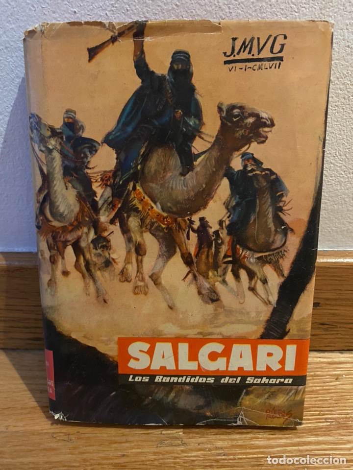 Libros de segunda mano: Salgari Los bandidos del Sahara - Foto 1