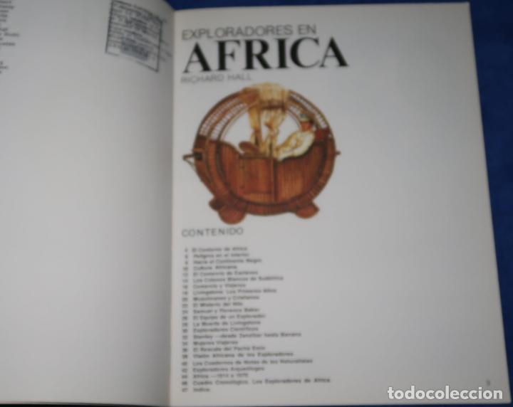 Libros de segunda mano: Exploradores en &Aacute;frica - Richard Hall - Plesa - Ediciones SM (1976) - Foto 2