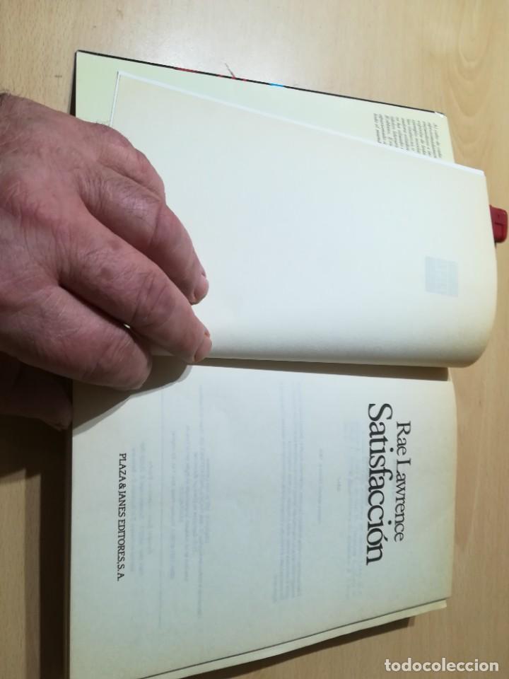 Libros de segunda mano: SATISFACCION / RAE LAWRENCE / PLAZA JANES / AB204 - Foto 6