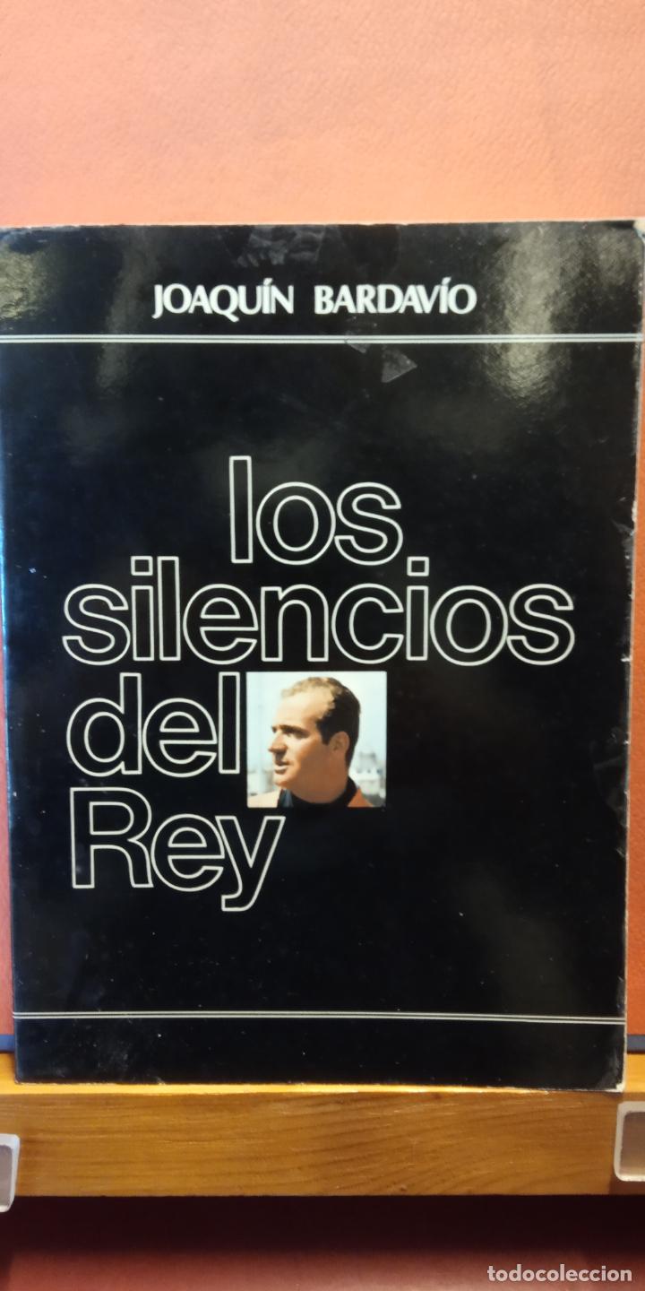 Libros de segunda mano: LOS SILENCIOS DEL REY. JOAQU&Iacute;N BARDAV&Iacute;O. STRIPS EDITORES. - Foto 1