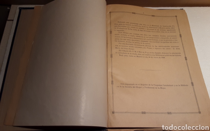 Libros de segunda mano: Teor&iacute;a y pr&aacute;ctica del Corte.Maria Pilar Ferrer - Foto 3