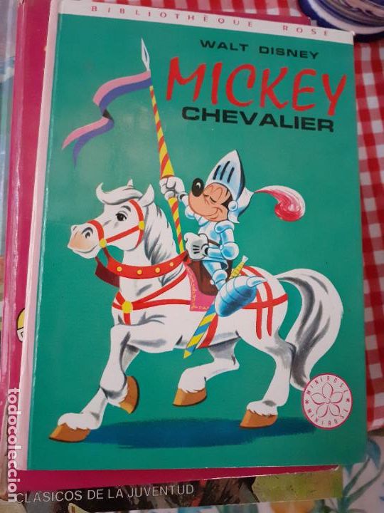 Libros de segunda mano: LIBRO MICKEY CABALLERO CHEVALIER EN FRANC&Eacute;S WALT DISNEY - Foto 1