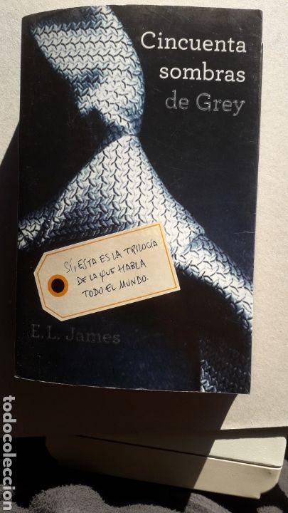 Libros de segunda mano: CINCUENTA SOMBRAS DE GREY - E L JAMES - GRIJALBO ***8 - Foto 1
