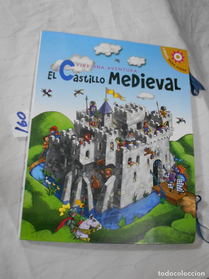 Libros de segunda mano: VIVIR UNA AVENTURA - EL CASTILLO MEDIEVAL - EN 3 D - Foto 1