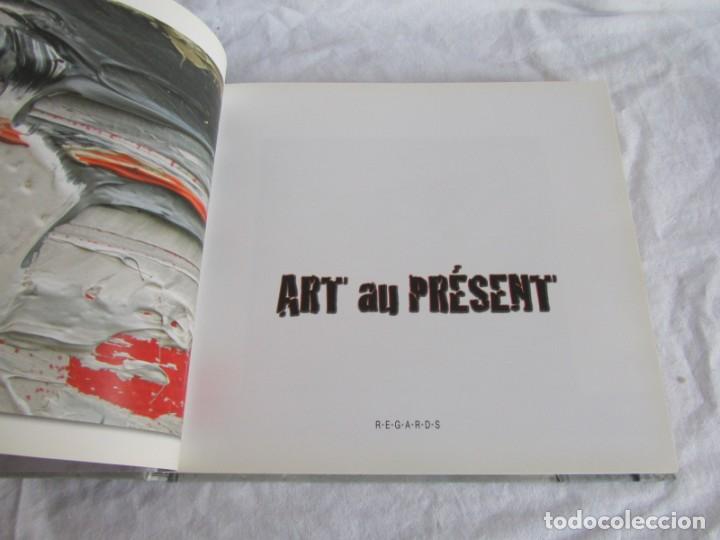 Libros de segunda mano: Art au pres&eacute;nt, Ed. Regards, 2010, en franc&eacute;s - Foto 6