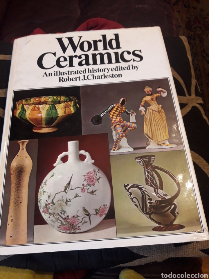 Libros de segunda mano: World Ceramics, en ingl&eacute;s - Foto 1