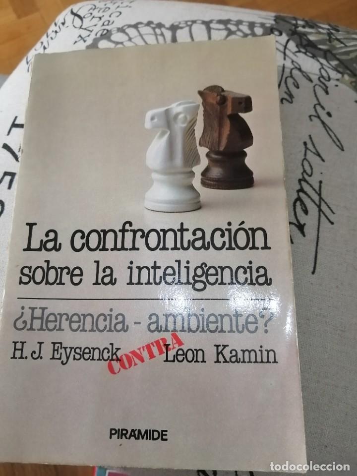 Libros de segunda mano: LA CONFRONTACI&Oacute;N SOBRE LA INTELIGENCIA - Foto 1