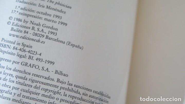 Libros de segunda mano: 1999.- EL M&Eacute;DICO NOAH. GORDON - Foto 2