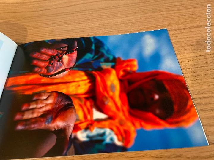 Libros de segunda mano: Tierra prestada - MARIO ROJAS - 2002 - VVAA - Foto 3