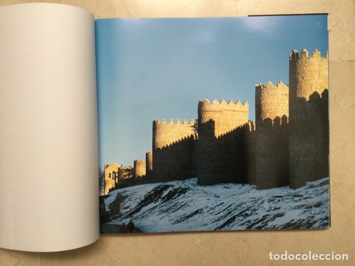 Libros de segunda mano: CASTILLA Y LE&Oacute;N 360&ordm;. Adolfo Garc&iacute;a Ortega - Foto 3