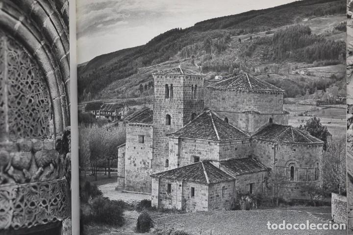 Libros de segunda mano: El arte rom&aacute;nico en Espa&ntilde;a. Marcel Durliat - Foto 4