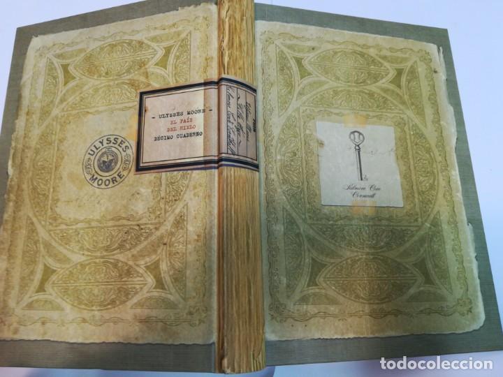 Libros de segunda mano: ULISES MOORE El pais del hielo SA2438 - Foto 1