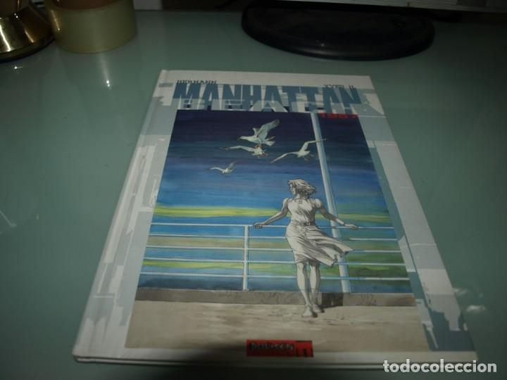 Libros de segunda mano: Hermann, Yves,Manhattan, Editorial Dolmen - Foto 1