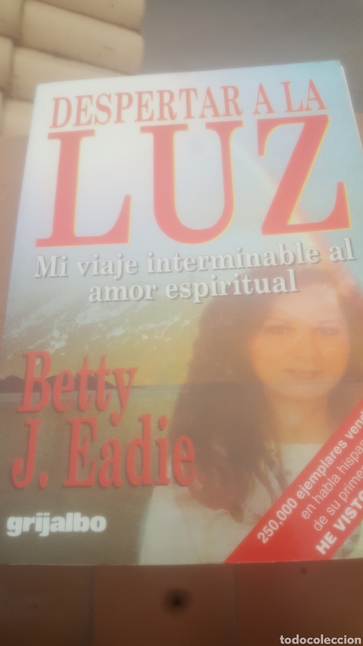 Libros de segunda mano: Despertar a la luz - Foto 1