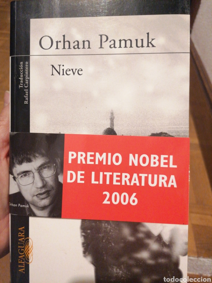 Libros de segunda mano: Orhan Pamuk. Nieve - Foto 1