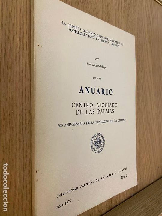 Libros de segunda mano: ANUARIO CENTRO ASOCIADO DE LAS PALMAS - A&Ntilde;O 1977 NUM. 3