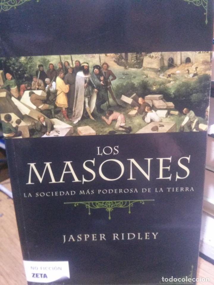 Libros de segunda mano: los masones, jasper ridley, edit. zeta - Foto 1