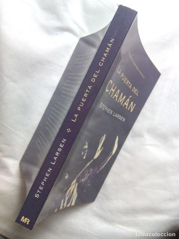 Libros de segunda mano: LA PUERTA DEL CHAM&Aacute;N / STEPHEN LARSEN - Foto 3