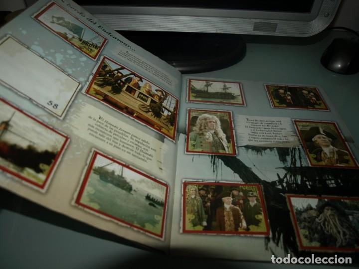 Libros de segunda mano: Album Piratas del Caribe,Panini - Foto 3