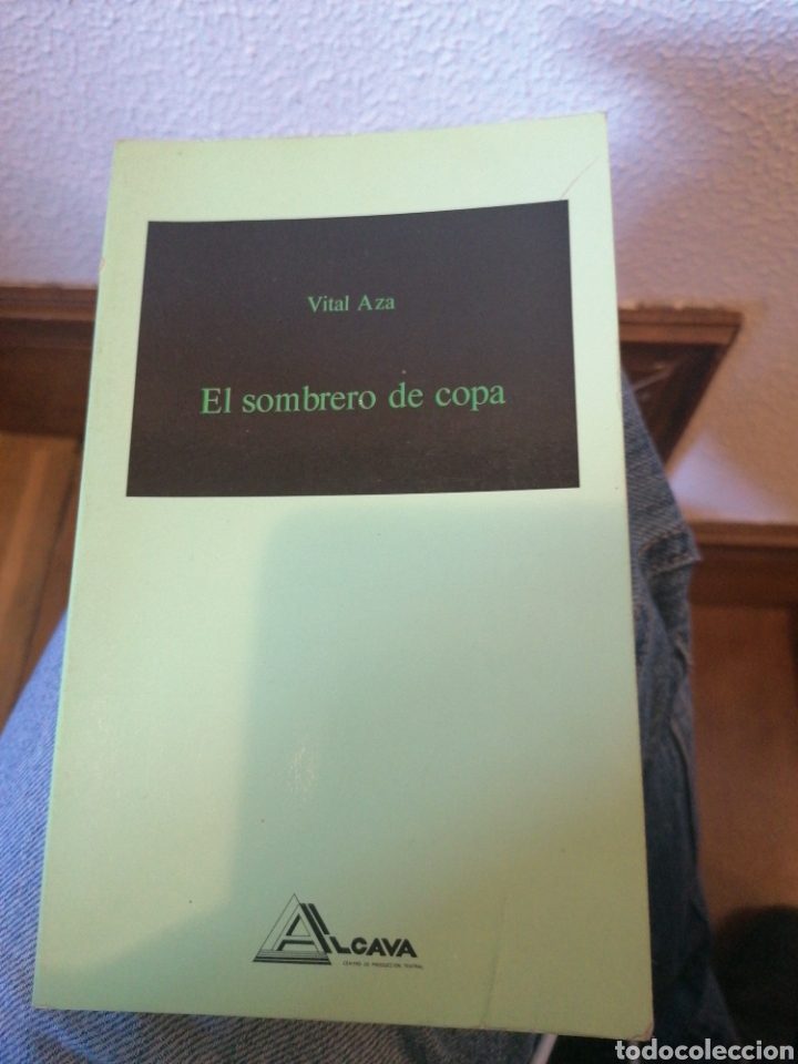 Libros de segunda mano: Vital Aza. El sombrero de copa. - Foto 1