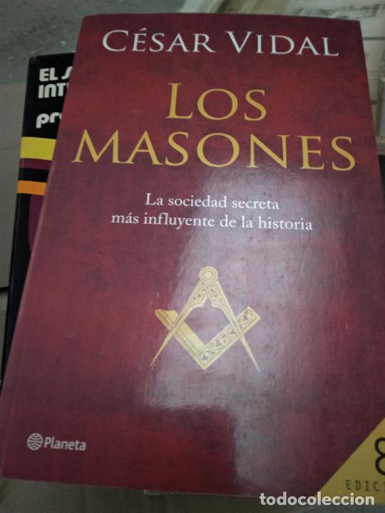 Libros de segunda mano: Los masones - C&eacute;sar Vidal - Foto 1