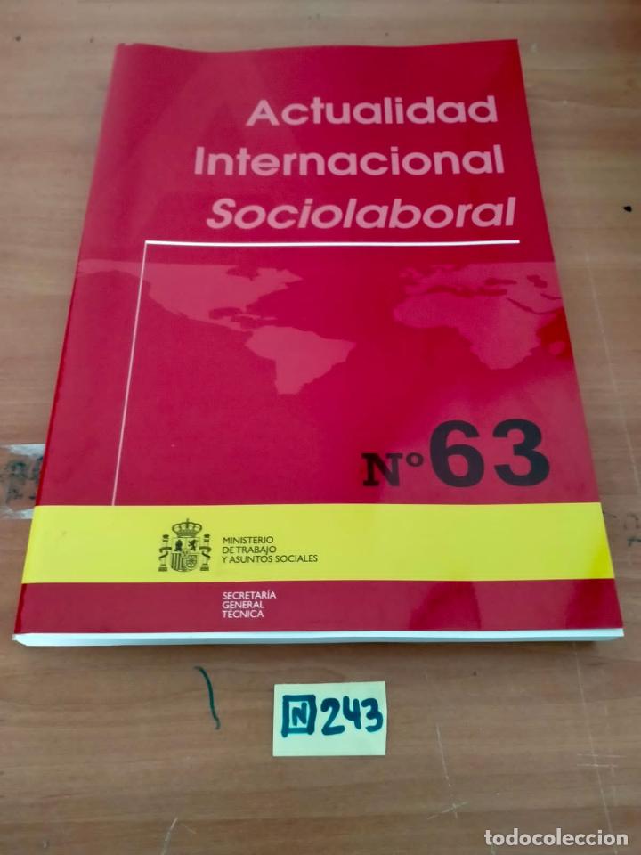 Libros de segunda mano: Actualidad Internacional Sociolaboral - Foto 1
