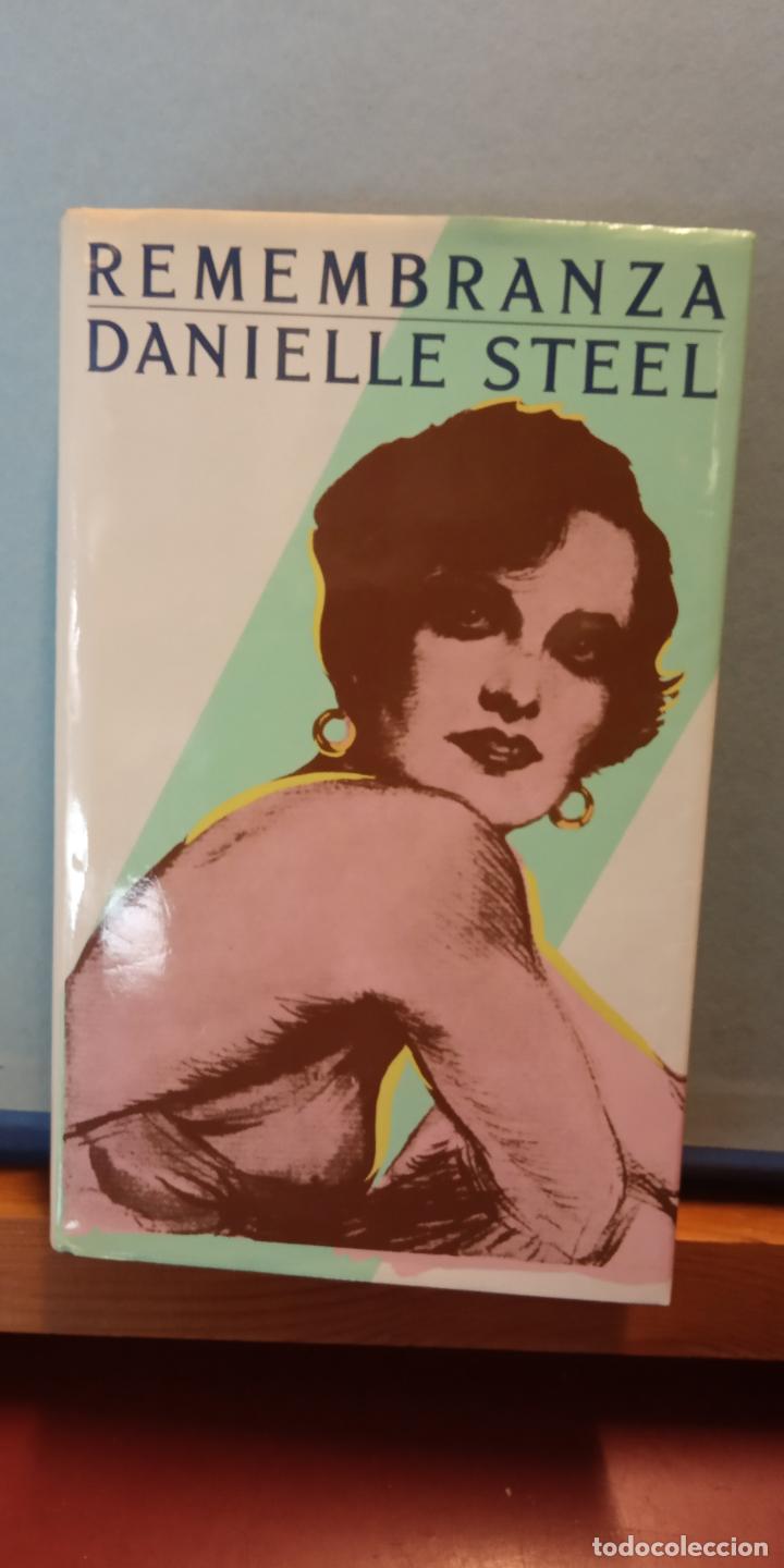 Libros de segunda mano: REMEMBRANZA. DANIELLE STEEL. CIRCULO DE LECTORES. - Foto 1