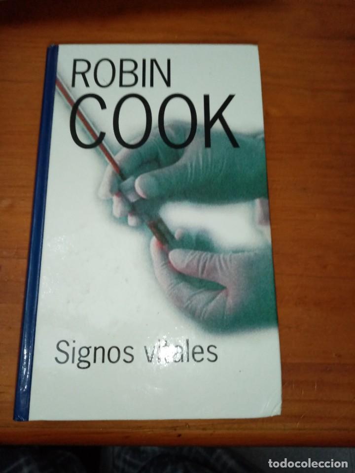 Libros de segunda mano: SIGNOS VITALES. ROBIN COOK. RBA. EST2B2 - Foto 1