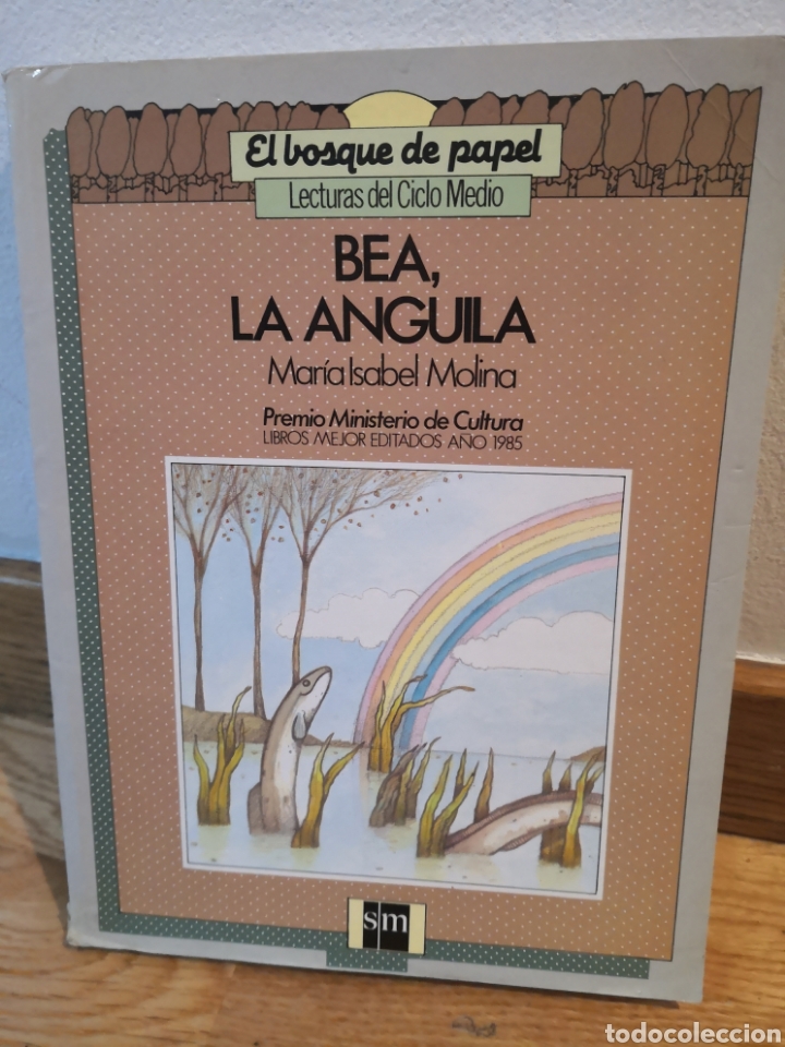 Libros de segunda mano: Bea la anguila Mar&iacute;a Isabel Molina - Foto 1