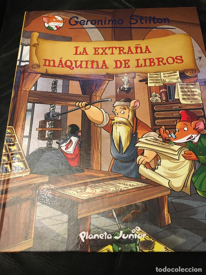 Libros de segunda mano: GER&Oacute;NIMO STILTON N&ordm; 8: LA EXTRA&Ntilde;A M&Aacute;QUINA DE LIBROS - Foto 1