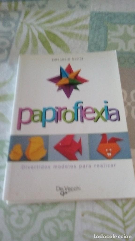 Libros de segunda mano: PAPIROFLEXIA. AZZIT&Agrave;, Emanuele - Foto 1